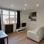 Apartment Foucault - - Au Coeur De