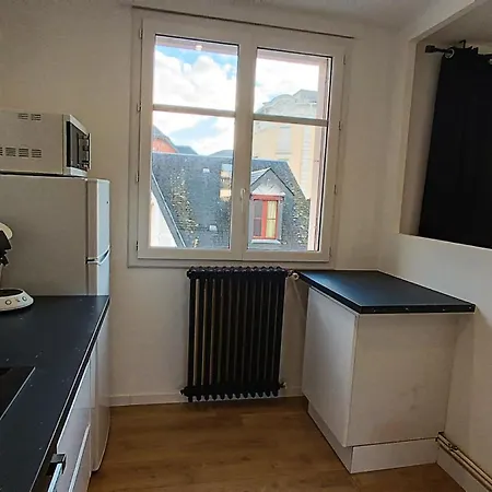 Foucault - - Au Coeur De Appartement Lourdes