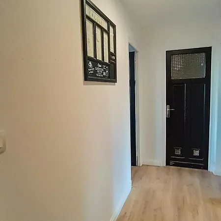 Foucault - - Au Coeur De Διαμέρισμα