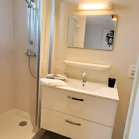 Foucault - - Au Coeur De Apartamento Lourdes