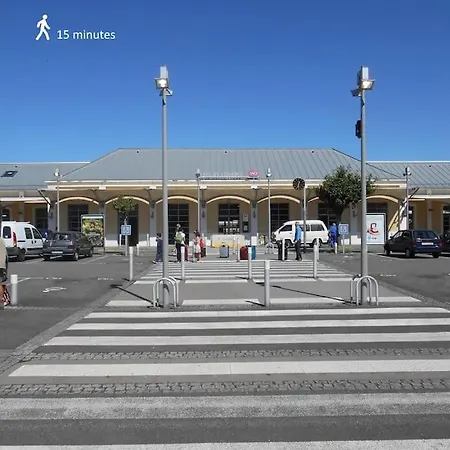 Foucault - - Au Coeur De Λούρδη