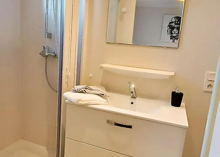 Foucault - - Au Coeur De アパート ルルド