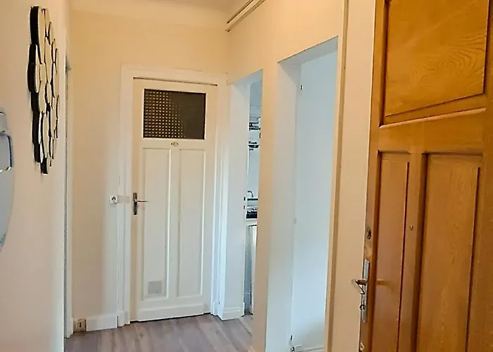 Foucault - - Au Coeur De アパート *