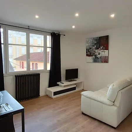 Apartment Foucault - - Au Coeur De